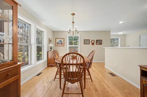 32 Cricenti Lane New London NH 03257