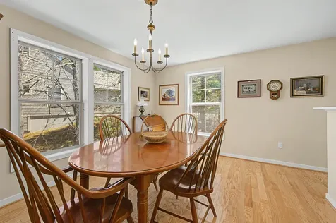 32 Cricenti Lane New London NH 03257