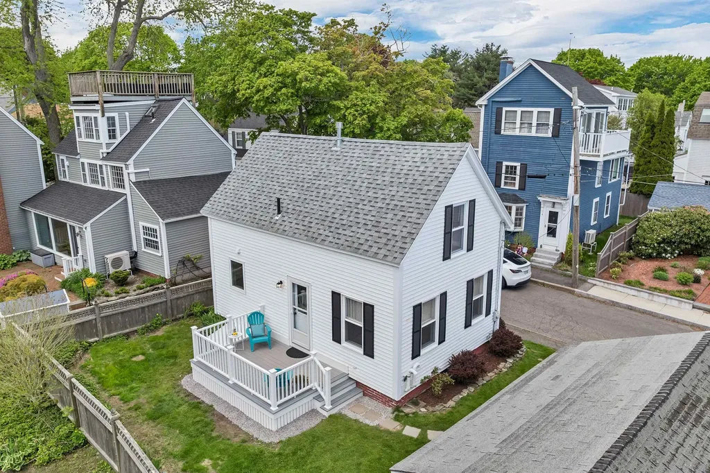 3 Madison Street Newburyport MA 01950