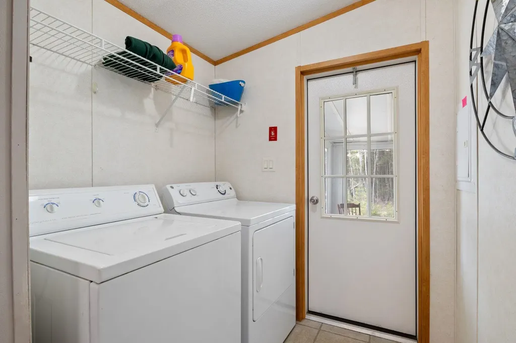 29 Edge O Lake Drive Tuftonboro NH 03853