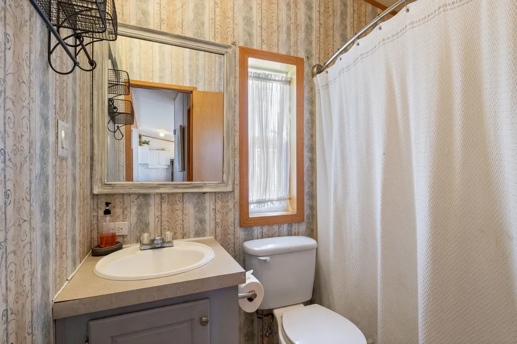 29 Edge O Lake Drive Tuftonboro NH 03853