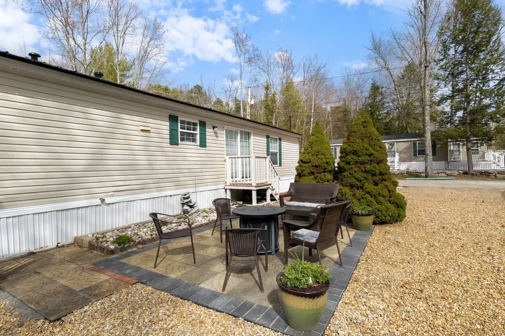 29 Edge O Lake Drive Tuftonboro NH 03853