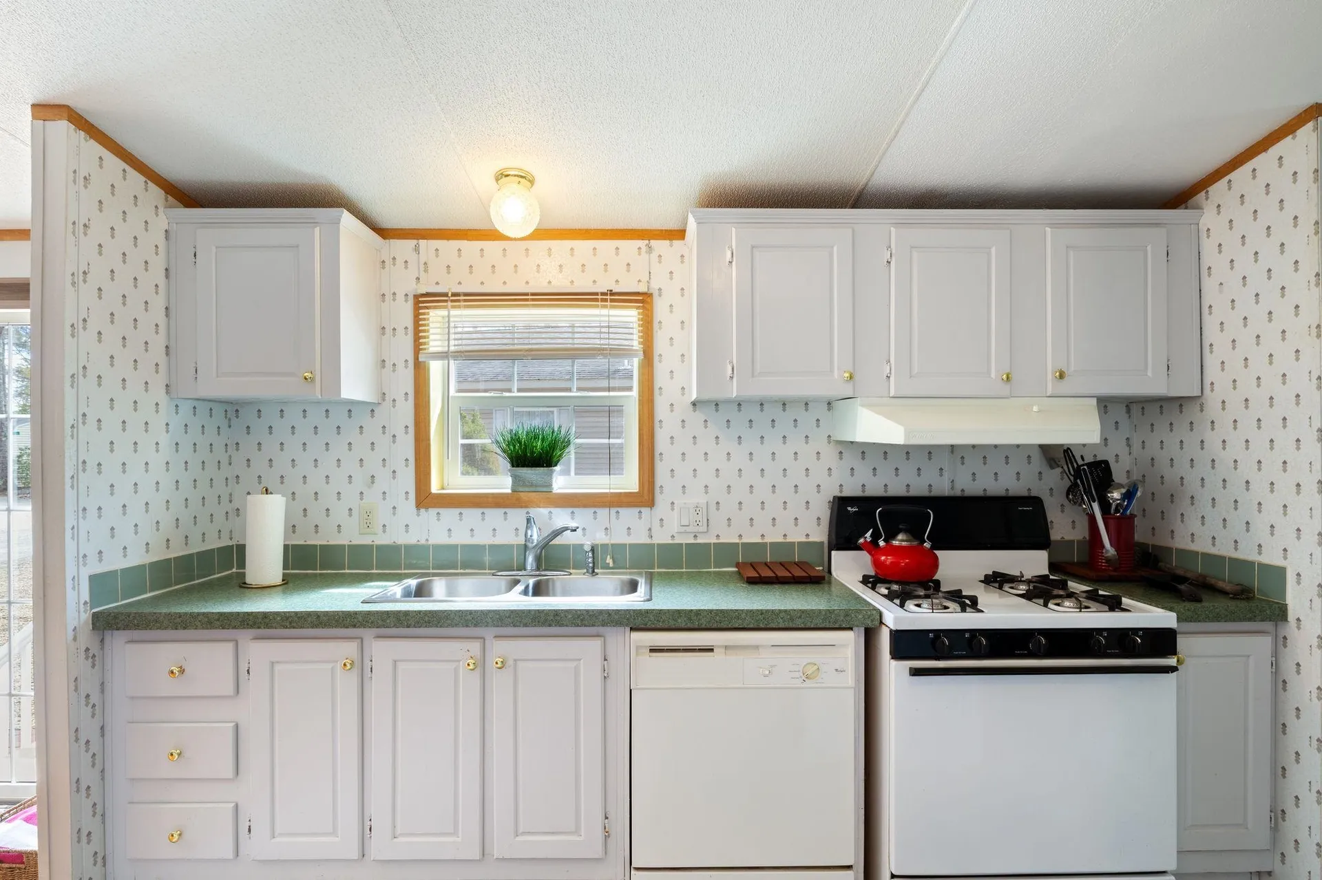 29 Edge O Lake Drive Tuftonboro NH 03853