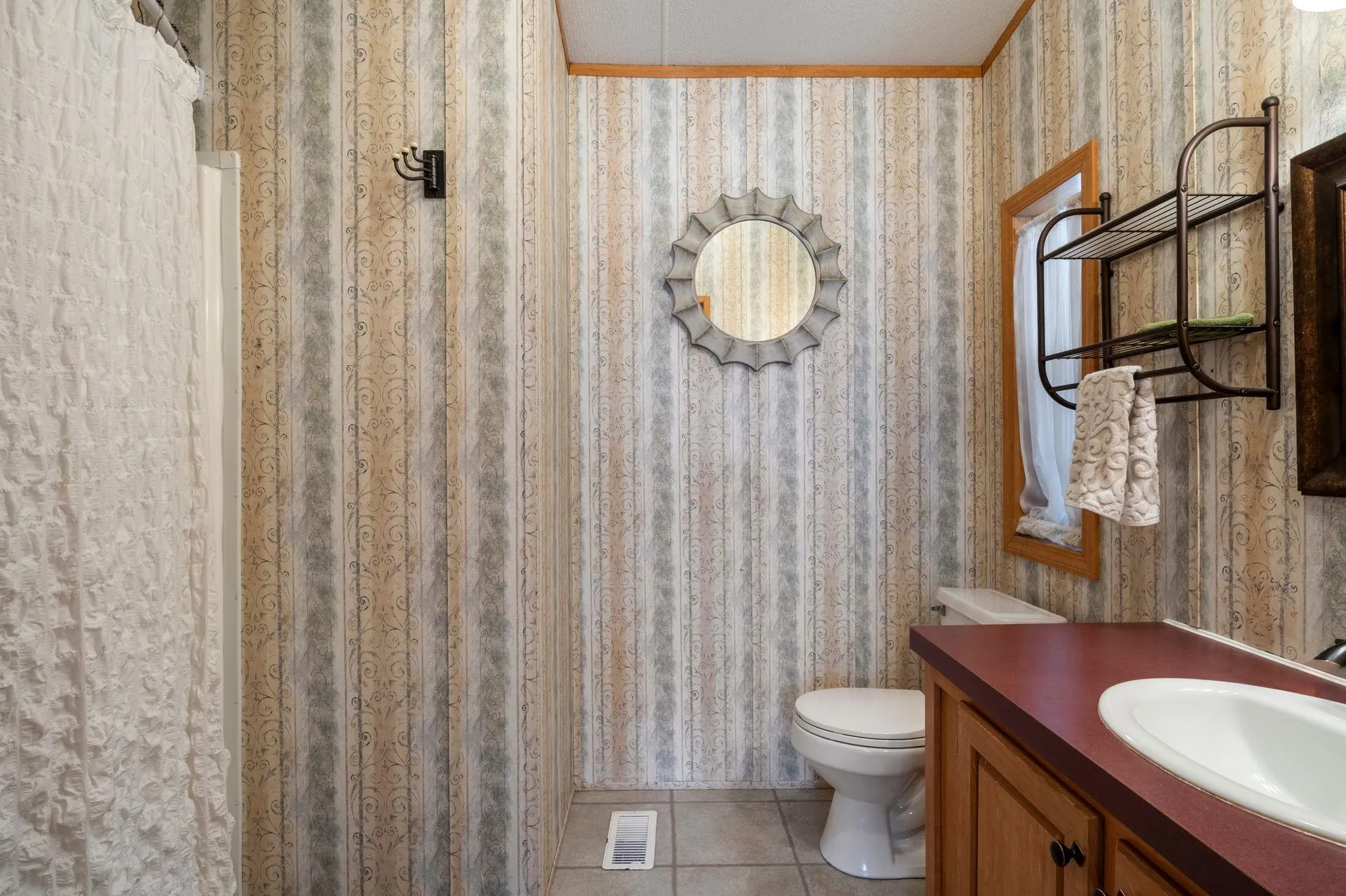 29 Edge O Lake Drive Tuftonboro NH 03853