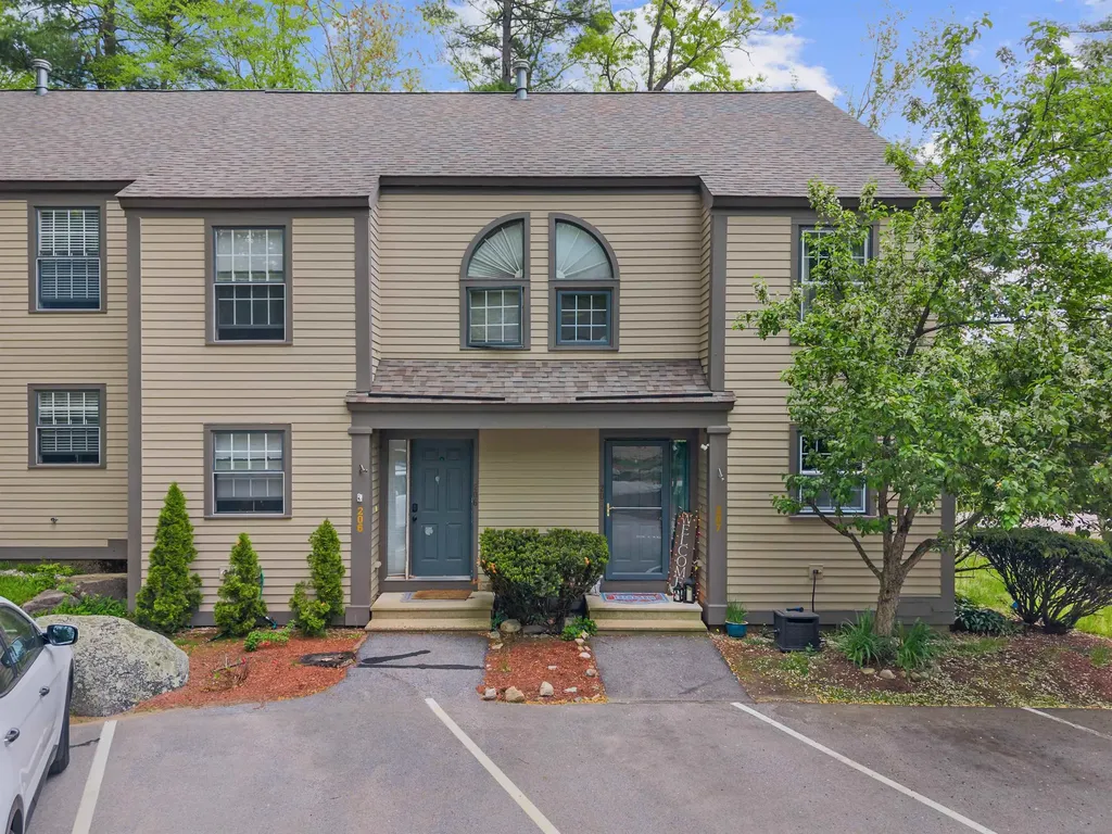1465 Hooksett Road Hooksett NH 03106