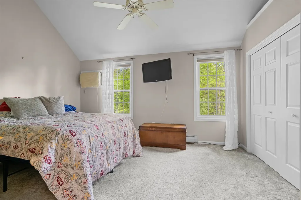 1465 Hooksett Road Hooksett NH 03106