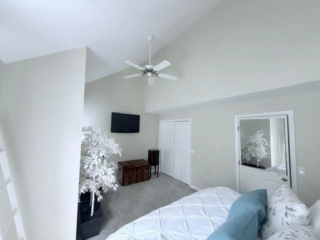 1465 Hooksett Road Hooksett NH 03106