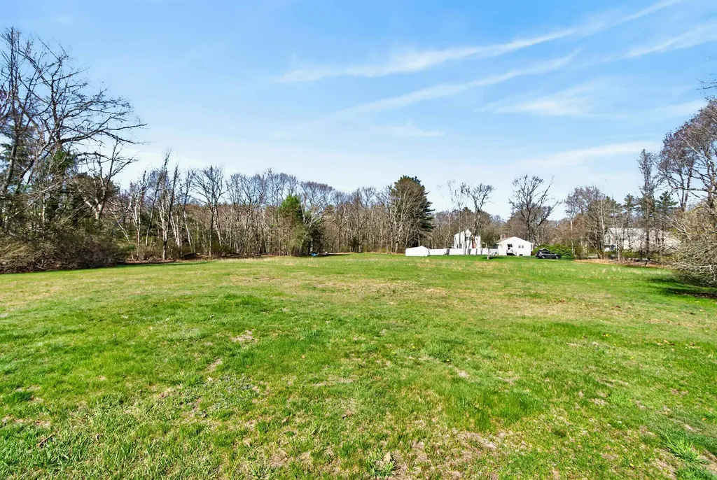 6 Pond Street Newton NH 03858