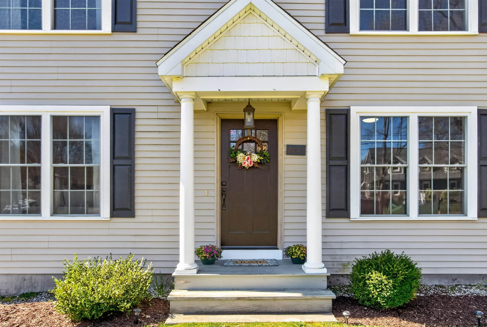 6 Pond Street Newton NH 03858