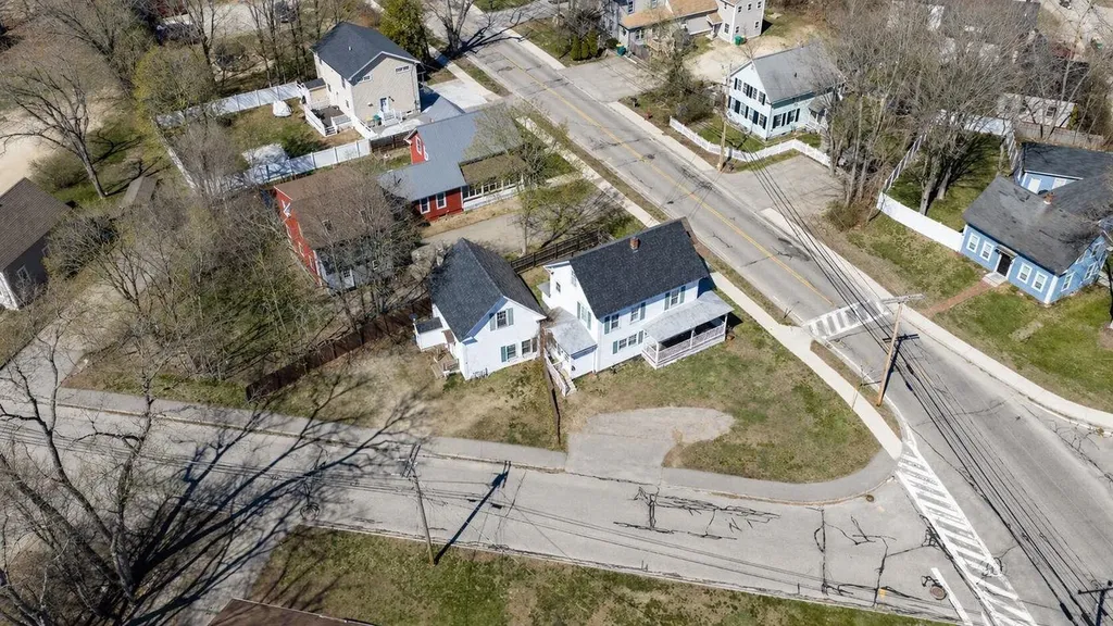 862 Portland Street Rochester NH 03820