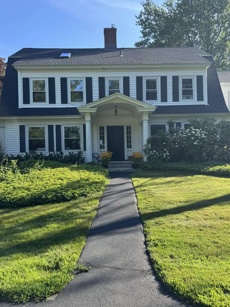 1 Farm House Lane Wolfeboro NH 03894
