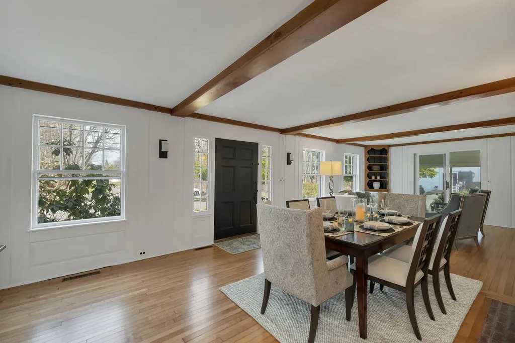 1 Farm House Lane Wolfeboro NH 03894