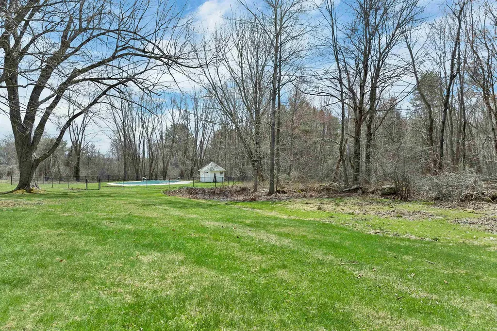1 Farm House Lane Wolfeboro NH 03894