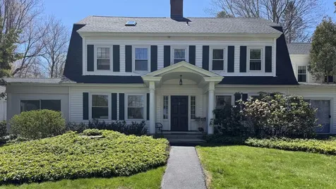1 Farm House Lane Wolfeboro NH 03894