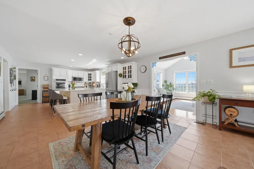 149 Crawford Road Chester NH 03036