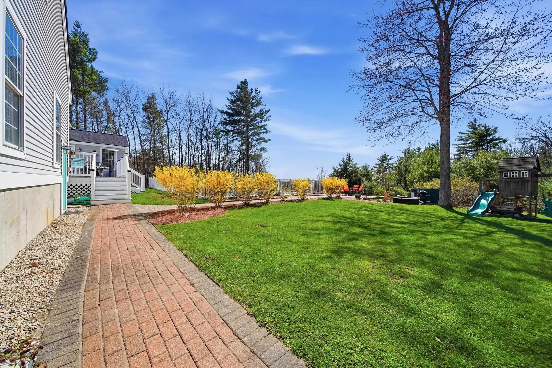 149 Crawford Road Chester NH 03036