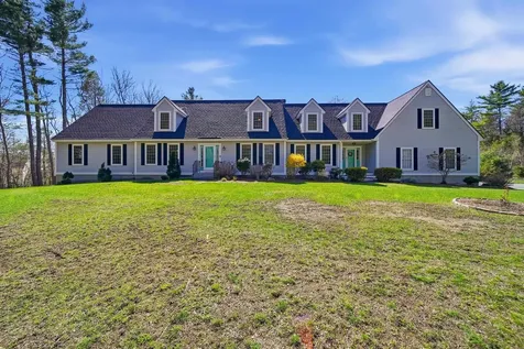149 Crawford Road Chester NH 03036