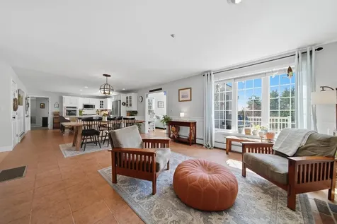 149 Crawford Road Chester NH 03036