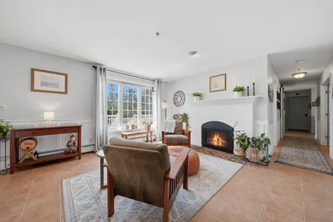149 Crawford Road Chester NH 03036