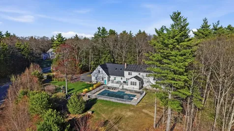149 Crawford Road Chester NH 03036