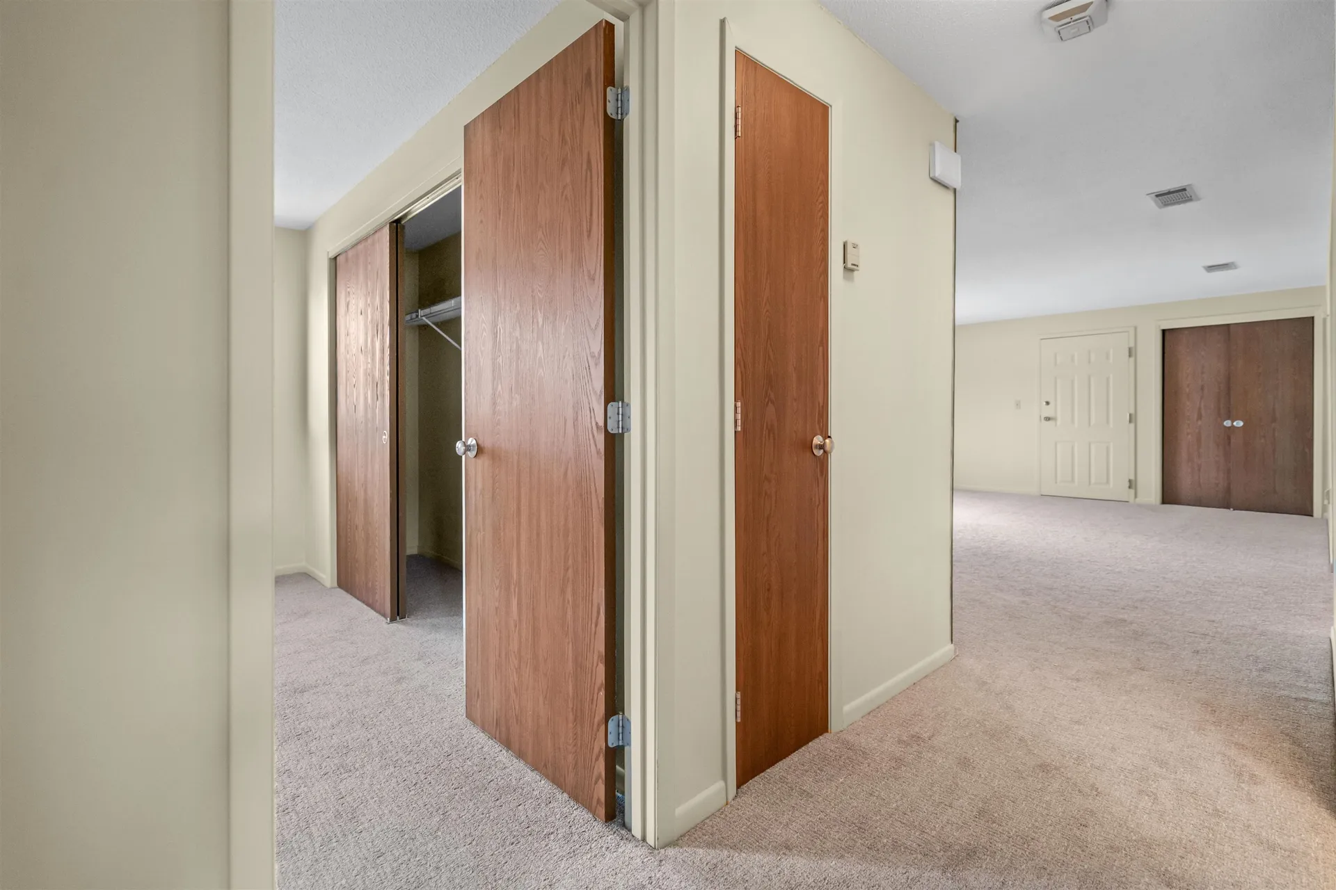 4 Ternbury Square Nashua NH 03060