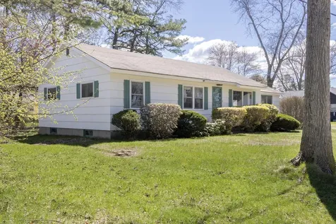 2 Cricket Lane Concord NH 03301