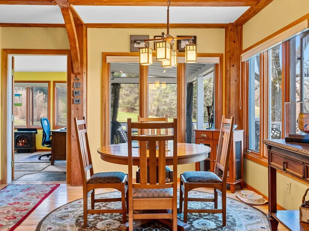 2381 Middle Road Plainfield VT 05667