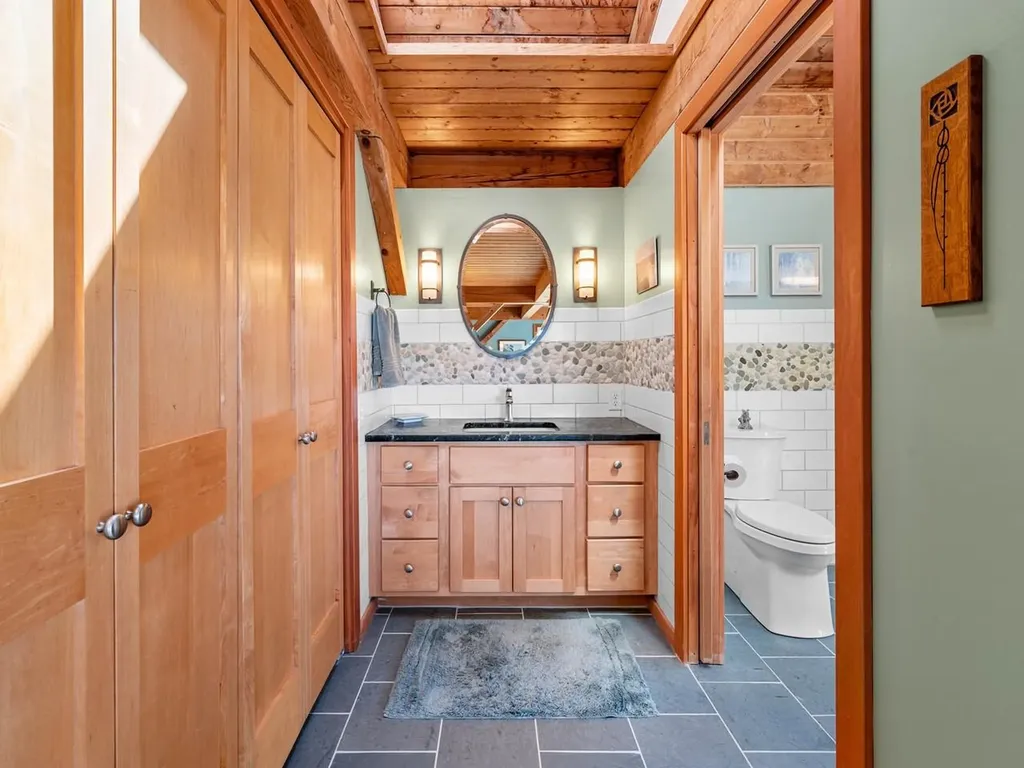 2381 Middle Road Plainfield VT 05667