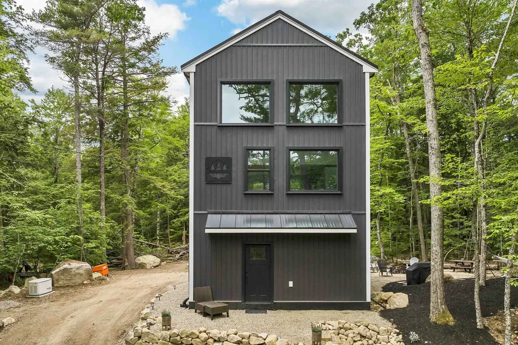 111 Towle Farm Road Wakefield NH 03830