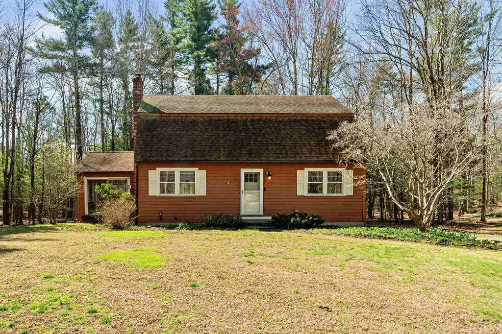12 Dogtown Road Exeter NH 03833