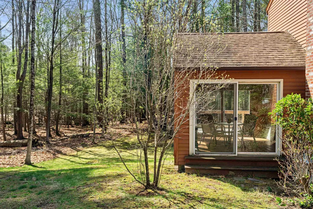 12 Dogtown Road Exeter NH 03833