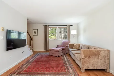 12 Dogtown Road Exeter NH 03833