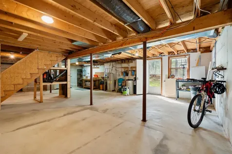12 Dogtown Road Exeter NH 03833