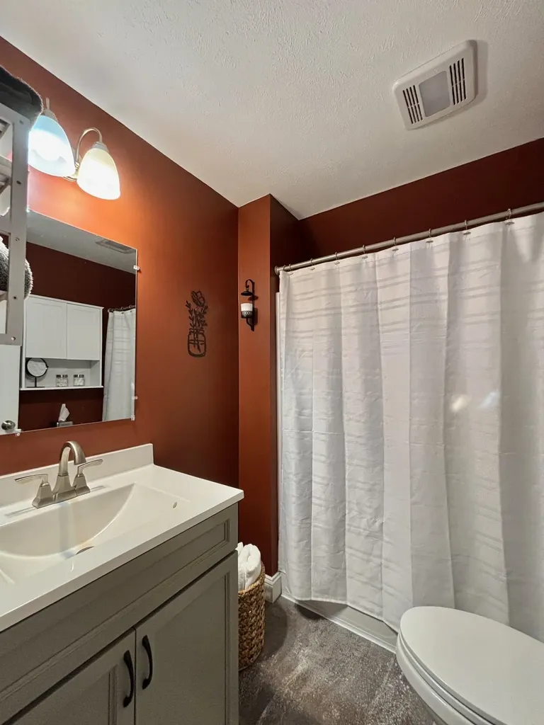 141 Farm Road Surry NH 03431