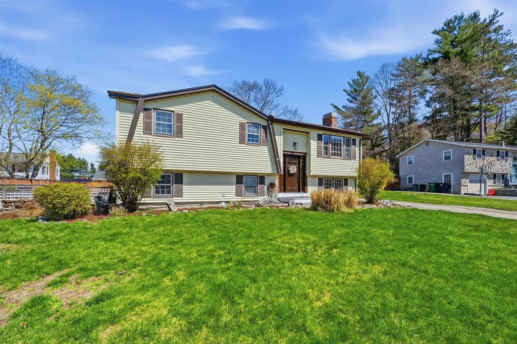 4 Percheron Circle Nashua NH 03062