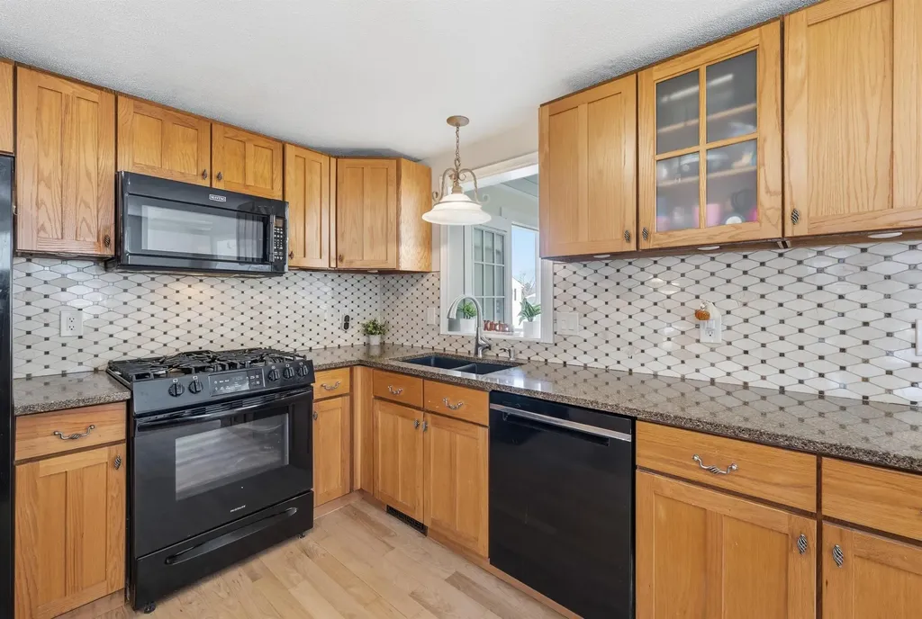 4 Percheron Circle Nashua NH 03062
