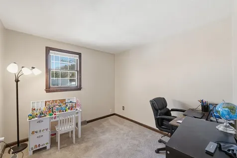4 Percheron Circle Nashua NH 03062