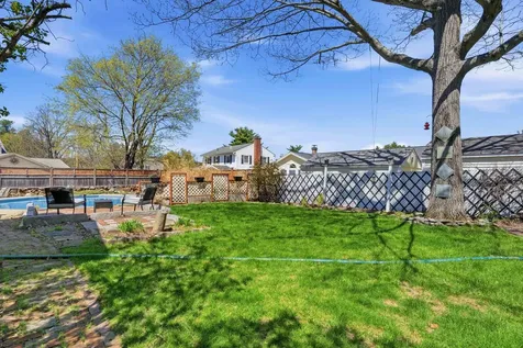 4 Percheron Circle Nashua NH 03062