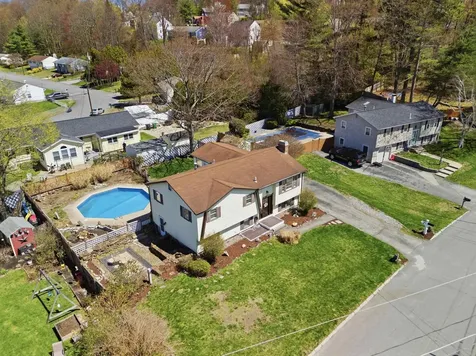 4 Percheron Circle Nashua NH 03062