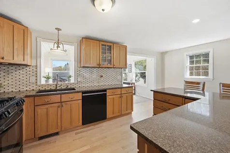4 Percheron Circle Nashua NH 03062