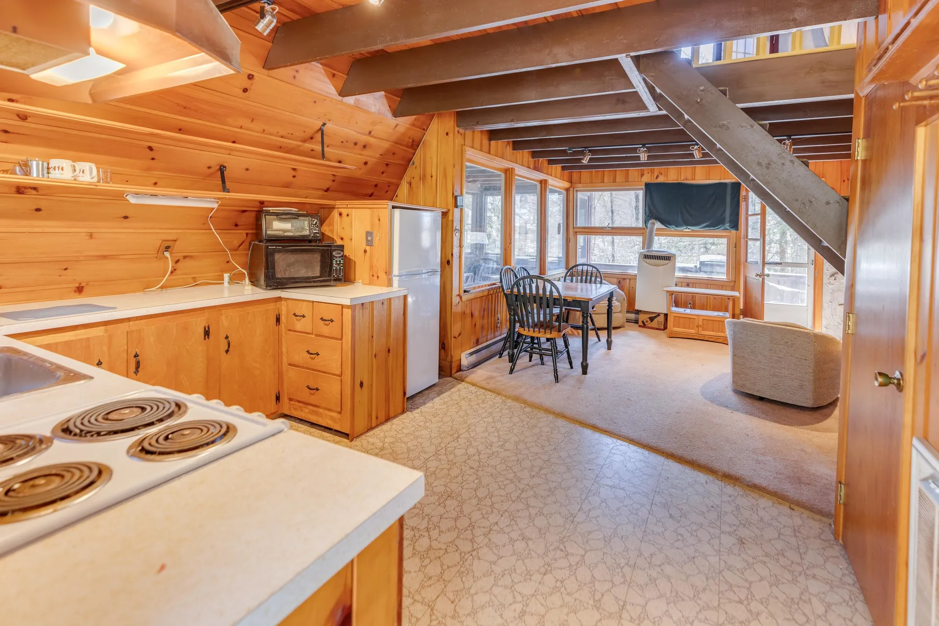 1784 Stinson Lake Road Rumney NH 03266