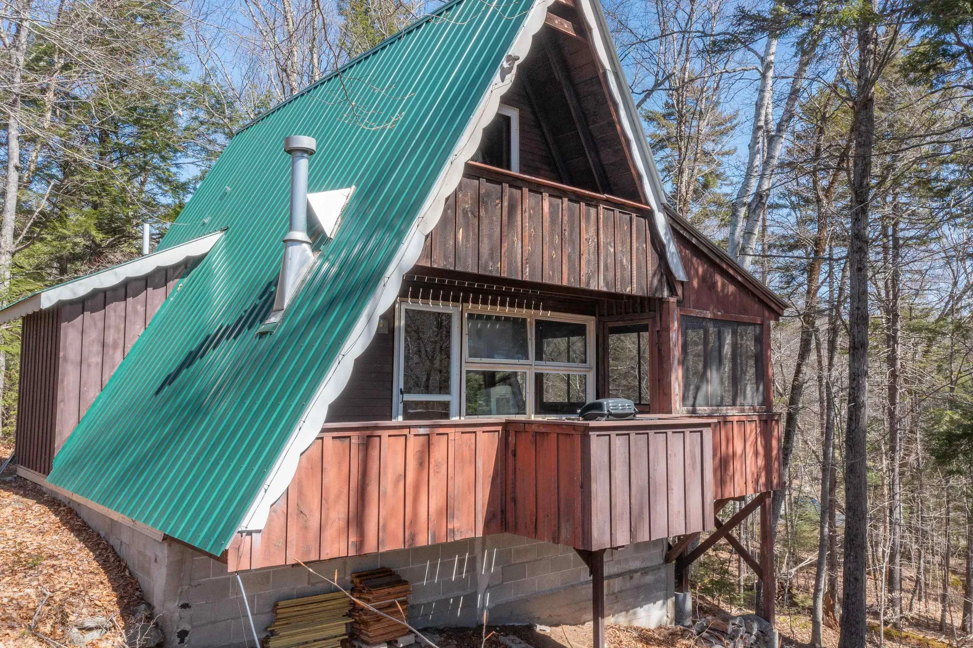 1784 Stinson Lake Road Rumney NH 03266