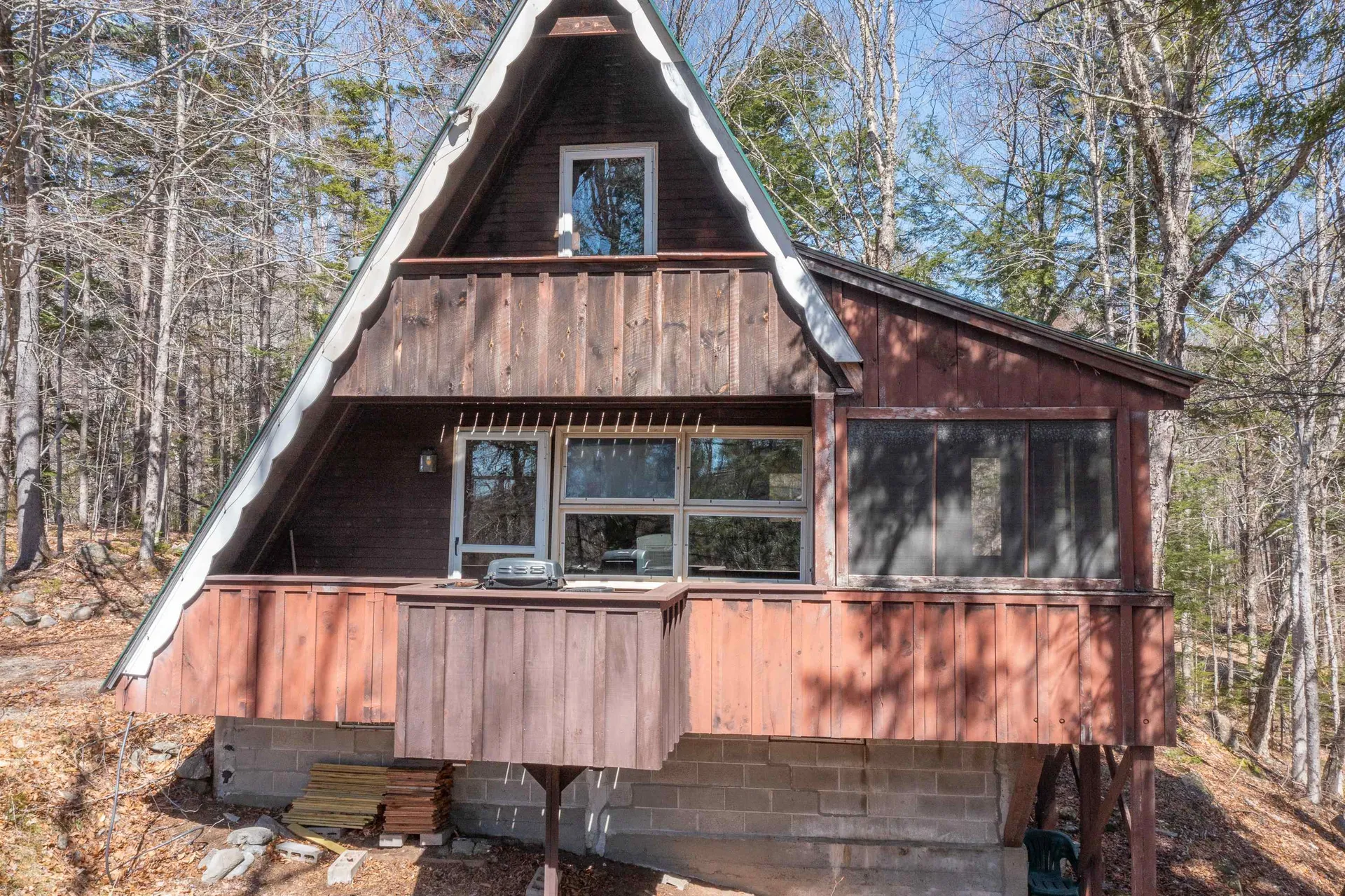 1784 Stinson Lake Road Rumney NH 03266