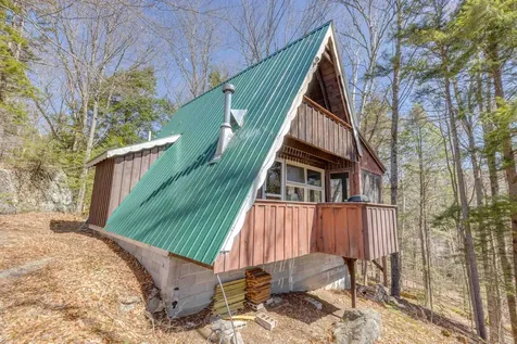 1784 Stinson Lake Road Rumney NH 03266