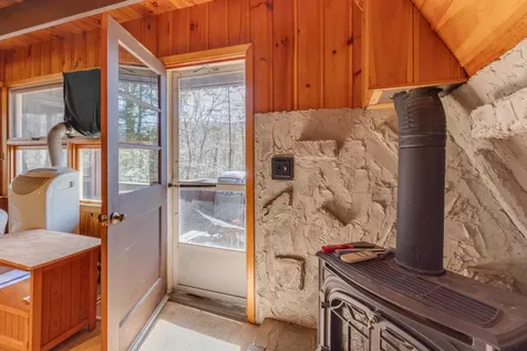 1784 Stinson Lake Road Rumney NH 03266