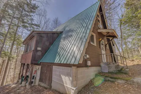 1784 Stinson Lake Road Rumney NH 03266