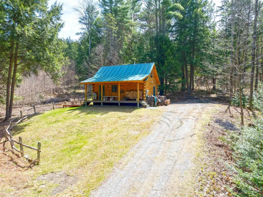 701 Kidderhood Road West Fairlee VT 05083