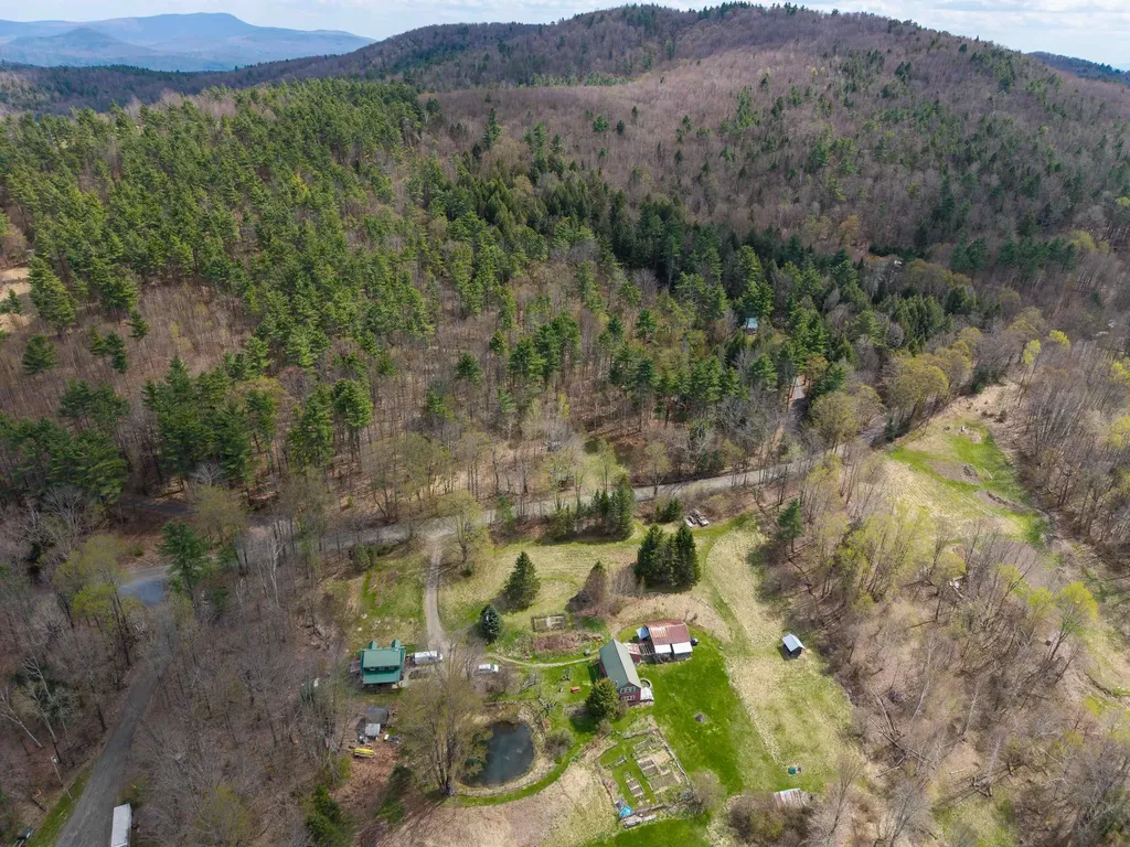 701 Kidderhood Road West Fairlee VT 05083