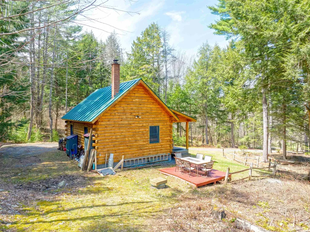 701 Kidderhood Road West Fairlee VT 05083
