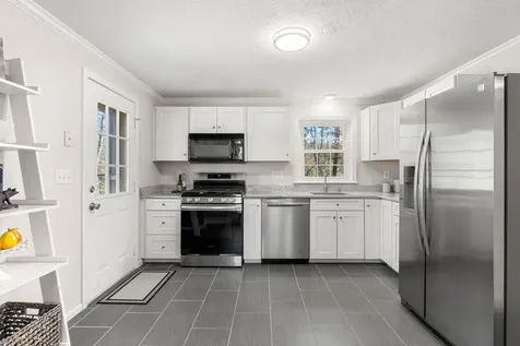 71 Talent Road Litchfield NH 03052
